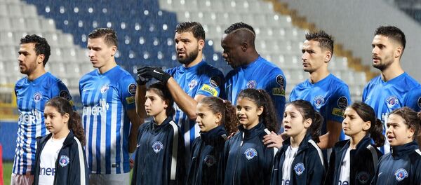 Kasımpaşa, tüm futbolcularıyla 2021 yılına kadar sözleşme yeniledi - Sputnik Türkiye