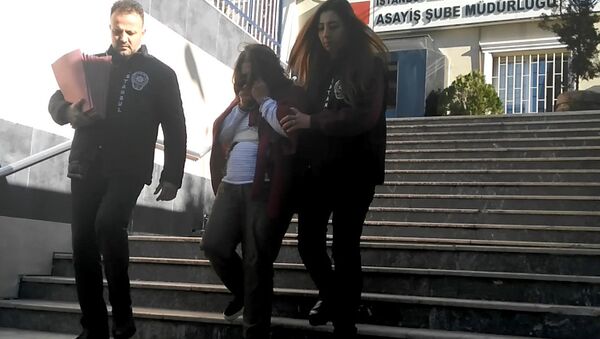 Polisin 56 kez serbest bıraktığı hırsız, bu sefer tutuklandı - Sputnik Türkiye
