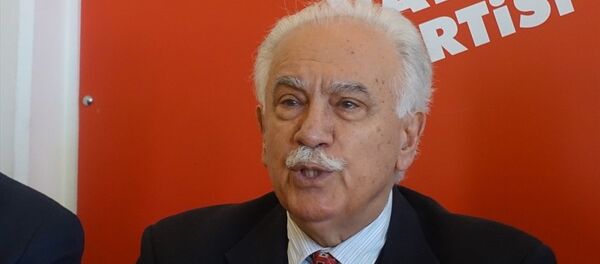 Doğu Perinçek - Sputnik Türkiye