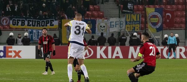 Gruptan çıkmaya garantileyen Fenerbahçe, son maçında Spartak Trnava'ya deplasmanda 1-0 yenildi - Sputnik Türkiye
