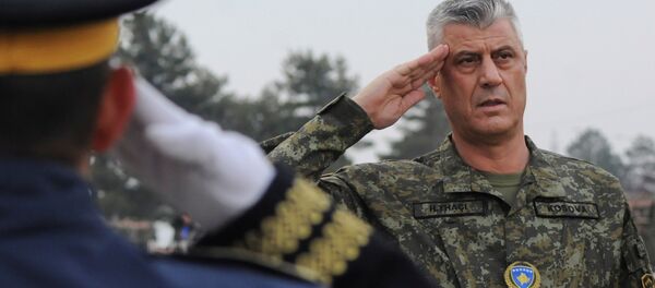Hakkında savaş suçu ithamları da bulunan eski UÇK Komutanı Haşim Thaçi'nin cumhurbaşkanlığında Kosova ordusunun kurulmasına meclisten onay çıktı. - Sputnik Türkiye