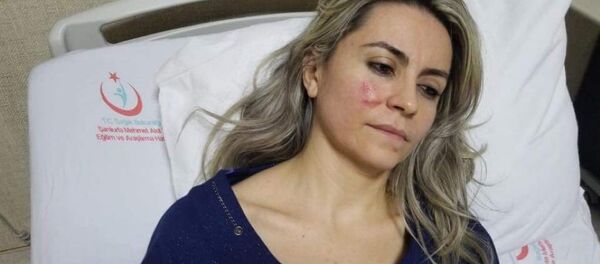 Çürük raporu vermeyen kadın doktoru darp etti - Ebru Kılıç - Sputnik Türkiye