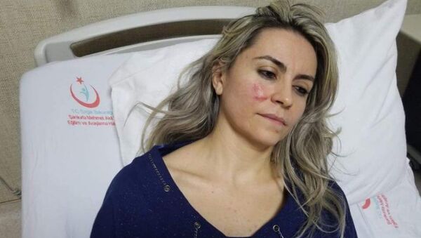 Çürük raporu vermeyen kadın doktoru darp etti - Ebru Kılıç - Sputnik Türkiye