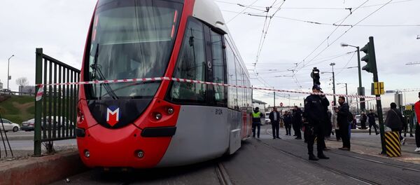 Bağcılar-Kabataş tramvay raydan çıktı - Sputnik Türkiye