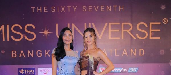 Taylan'da prensesin tasarladığı elbiseyi eleştiren sunucu özür diledi - Sputnik Türkiye