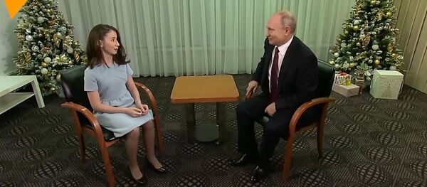 Putin, ağır hasta olan Regina'nın hayalini gerçekleştirdi Putin, ağır hasta olan Regina'nın hayalini gerçekleştirdi - Sputnik Türkiye