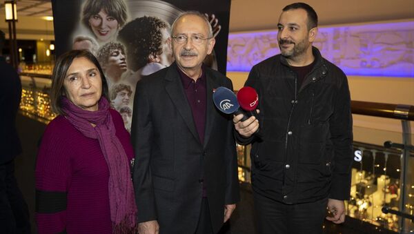 Kılıçdaroğlu, Müslüm filmini seyretti - Sputnik Türkiye