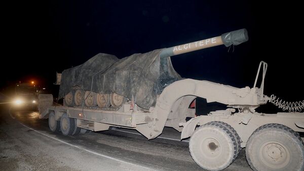 Suriye sınırındaki birliklere takviye amaçlı gönderilen askeri araçlar Kilis'e ulaştı. - Sputnik Türkiye