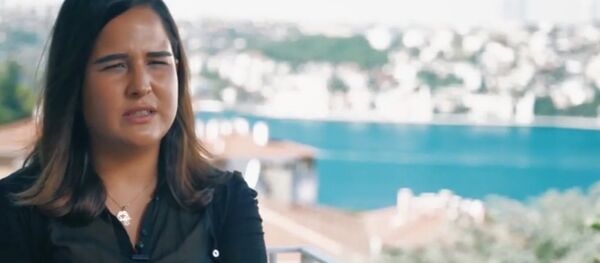 Yazar Nazlı Karabıyıkoğlu - Sputnik Türkiye