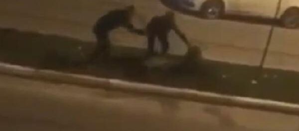 'Köpeklere işkence'den yakalandı, cinayet zanlısı çıktı 'Köpeklere işkence'den yakalandı, cinayet zanlısı çıktı - Sputnik Türkiye