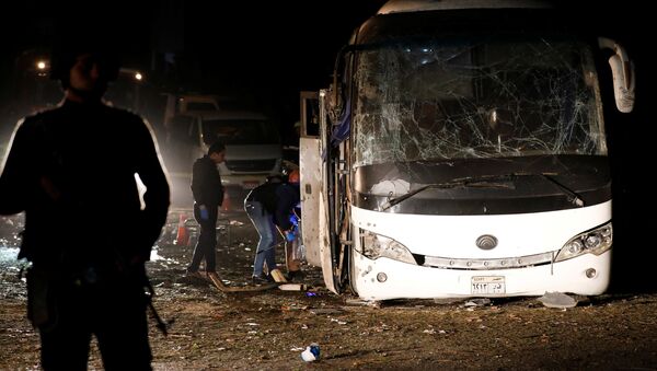 Mısır'da turist otobüsüne saldırı: 2 ölü - Sputnik Türkiye