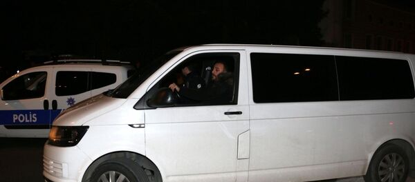 Fatih'te Uber Sürücüsü Tartıştığı Kadın Müşterisini Ezdi Fatih'te Uber Sürücüsü Tartıştığı Kadın Müşterisini Ezdi - Sputnik Türkiye