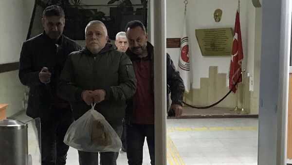 Aydın'da ev sahibiyle kiracı arasında çıkan bıçaklı kavgada bir kişi hayatını kaybetti. - Sputnik Türkiye