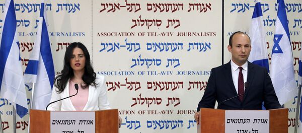 Naftali Bennett- Ayelet Shaked - Sputnik Türkiye