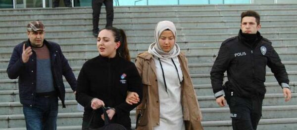 Evlilik teklifini reddetti diye eski sevgilisini öldüren kadın tutuklandı - Sputnik Türkiye