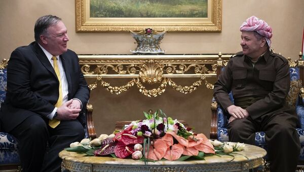 Kürdistan Demokrat Partisi (KDP) Başkanı Mesud Barzani ve ABD Dışişleri Bakanı Mike Pompeo - Sputnik Türkiye