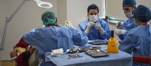 İstanbul'da saç ekimi ameliyatı - Sputnik Türkiye