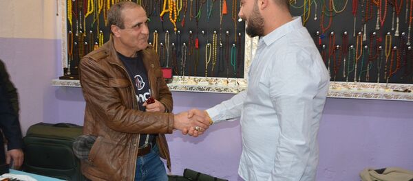 Araba fiyatına tespih satıyorlar: 'Altın ve dövize karşı alternatif yatırım' - Sputnik Türkiye