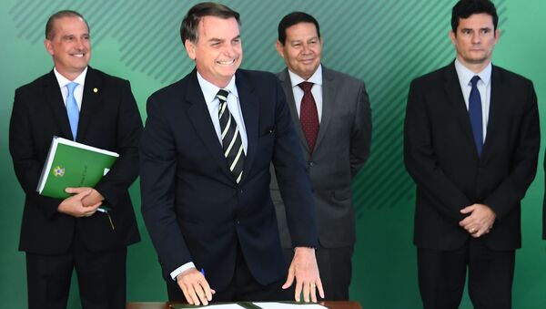 Brezilya'nın yeni Devlet Başkanı Bolsonaro - Sputnik Türkiye