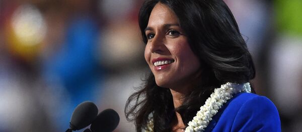 US Representative Tulsi Gabbard speaks during Day 2 of the Democratic National Convention at the Wells Fargo Center in Philadelphia, Pennsylvania, July 26, 2016 - Sputnik Türkiye