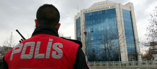 Kocaeli Büyükşehir binası kurşunlandı - Sputnik Türkiye