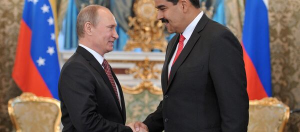 Venezüella Devlet Başkanı Nicolas Maduro ve Rusya Devlet Başkanı Vladimir Putin - Sputnik Türkiye