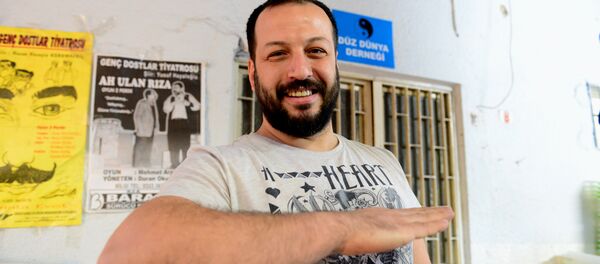 'Düz Dünya Teorisi'ni anlatacağız, çok sayıda mesaj alıyoruz, yoğun ilgi var' - Sputnik Türkiye