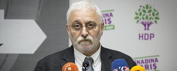 HDP Sözcüsü Saruhan Oluç HDP Sözcüsü Saruhan Oluç - Sputnik Türkiye