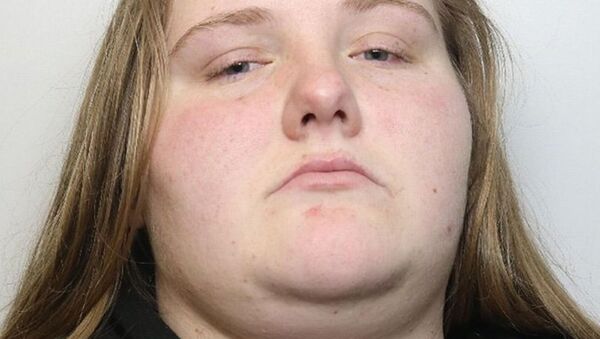İngiltere'nin en genç pedofili mahkumu - Sophie Elms - Sputnik Türkiye