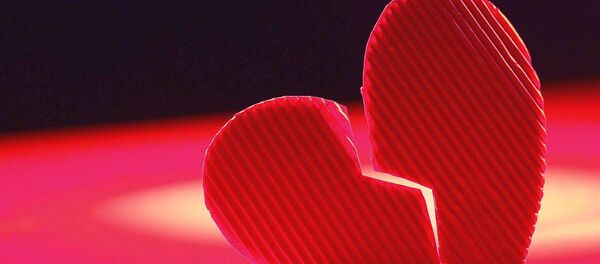 kırık kalp - Sputnik Türkiye