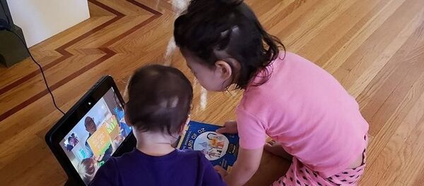 Çocuklar çok küçük yaşlardan itibaren teknoloji kullanıyor, Facebook kullanıcılarının milyonlarcası 10 yaşın altında. - Sputnik Türkiye