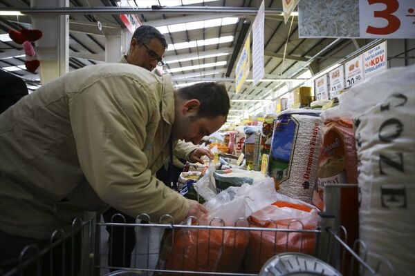Marketlerde gıda kontrolü - Tarım ve Orman Bakanlığı gıda kontrol ekipleri - Sputnik Türkiye