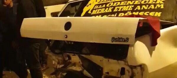 Kahramanmaraş'ta asker uğurlama konvoyunda meydana gelen trafik kazasında 2'si çocuk 4 kişi yaralandı. - Sputnik Türkiye