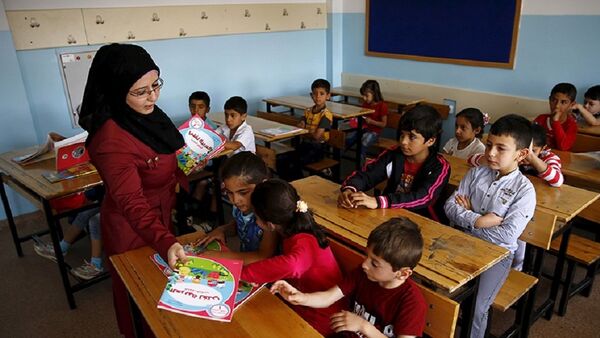 Suriyeli çocuklar - okul - Sputnik Türkiye