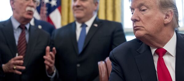 Donald Trump- John Bolton- Mike Pompeo - Sputnik Türkiye