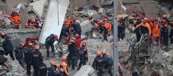 Kartal - Çöken bina Kartal - Çöken bina - Sputnik Türkiye