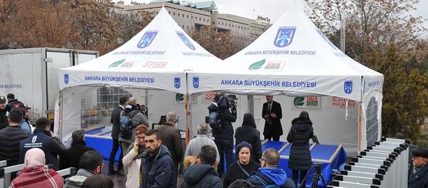 Ankara'da kurulan ilk sebze, meyve satışı yapacağı tanzim satış çadırı - Sputnik Türkiye