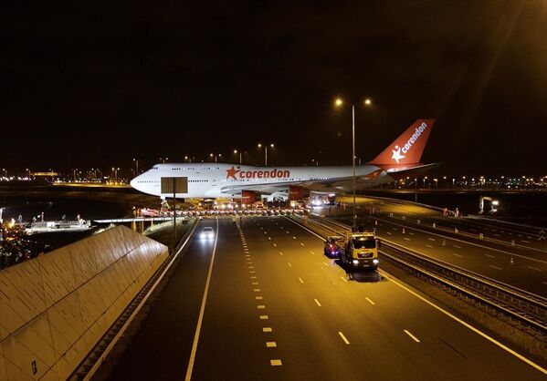 Türk iş adamı Atilay Uslu'nun sahibi olduğu Hollanda ve Benelüks ülkelerindeki en büyük otelin bahçesine konulacak Boeing 747 tipi uçak - Sputnik Türkiye