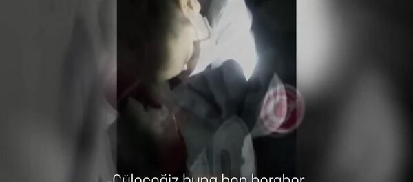 Mahmut Tayyip Alemdar - Enkaz altından kurtarılma anı - Sputnik Türkiye