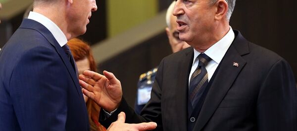 Akar, ABD Savunma Bakan Vekili Shanahan ile görüştü - Sputnik Türkiye