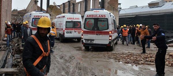 Adana Müze Kompleksi içerisindeki Tarım Müzesi'nin duvarı çöktü - Sputnik Türkiye