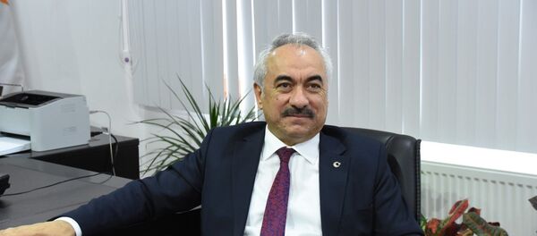 İçişleri Bakan Yardımcısı Mehmet Ersoy, FETÖ soruşturmalarına yönelik, Bizimle bir savaşa girdiler. Elhamdülillah kaybettiler. Sonuçlarına katlanacaklar. Kazansalardı hepimizi asacaklardı. Kaybettiler cezalarını çekiyorlar dedi. - Sputnik Türkiye