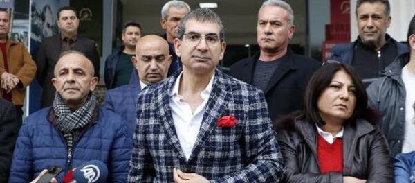 Eski CHP Antalya Milletvekili ve DSP Muratpaşa Belediye Başkan Adayı Yıldıray Sapan - Sputnik Türkiye