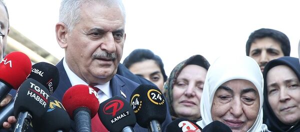 Binali Yıldırım Binali Yıldırım - Sputnik Türkiye