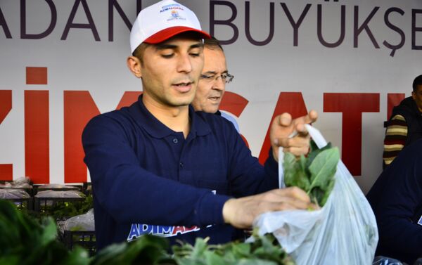 Adana'da açılan tanzim satış mağazası - Sputnik Türkiye