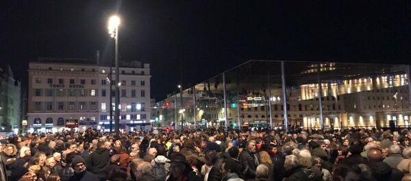 Fransa'daki antisemitizmi kınama yürüyüşü - Sputnik Türkiye