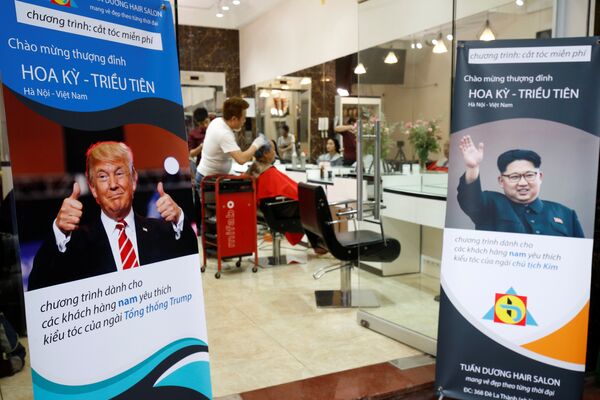 Trump ve Kim modelini ücretsiz kesen berber - Sputnik Türkiye