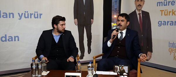 Çevre ve Şehircilik Bakanı Murat Kurum (sağda) - Sputnik Türkiye