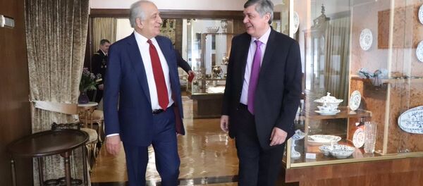 ABD'nin Afganistan Özel Temsilcisi Zalmay Halilzad ve Rusya Devlet Başkanı Vladimir Putin'in Afganistan Özel Temsilcisi Zamir Kabulov ABD'nin Afganistan Özel Temsilcisi Zalmay Halilzad ve Rusya Devlet Başkanı Vladimir Putin'in Afganistan Özel Temsilcisi Zamir Kabulov - Sputnik Türkiye