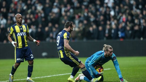 Spor Toto Süper Lig'in 23. haftasındaki Beşiktaş-Fenerbahçe derbisi 3-3 berabere tamamlandı. - Sputnik Türkiye